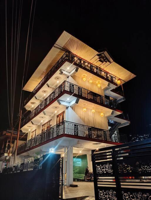 Summit House Dharamshala Villa ภายนอก รูปภาพ